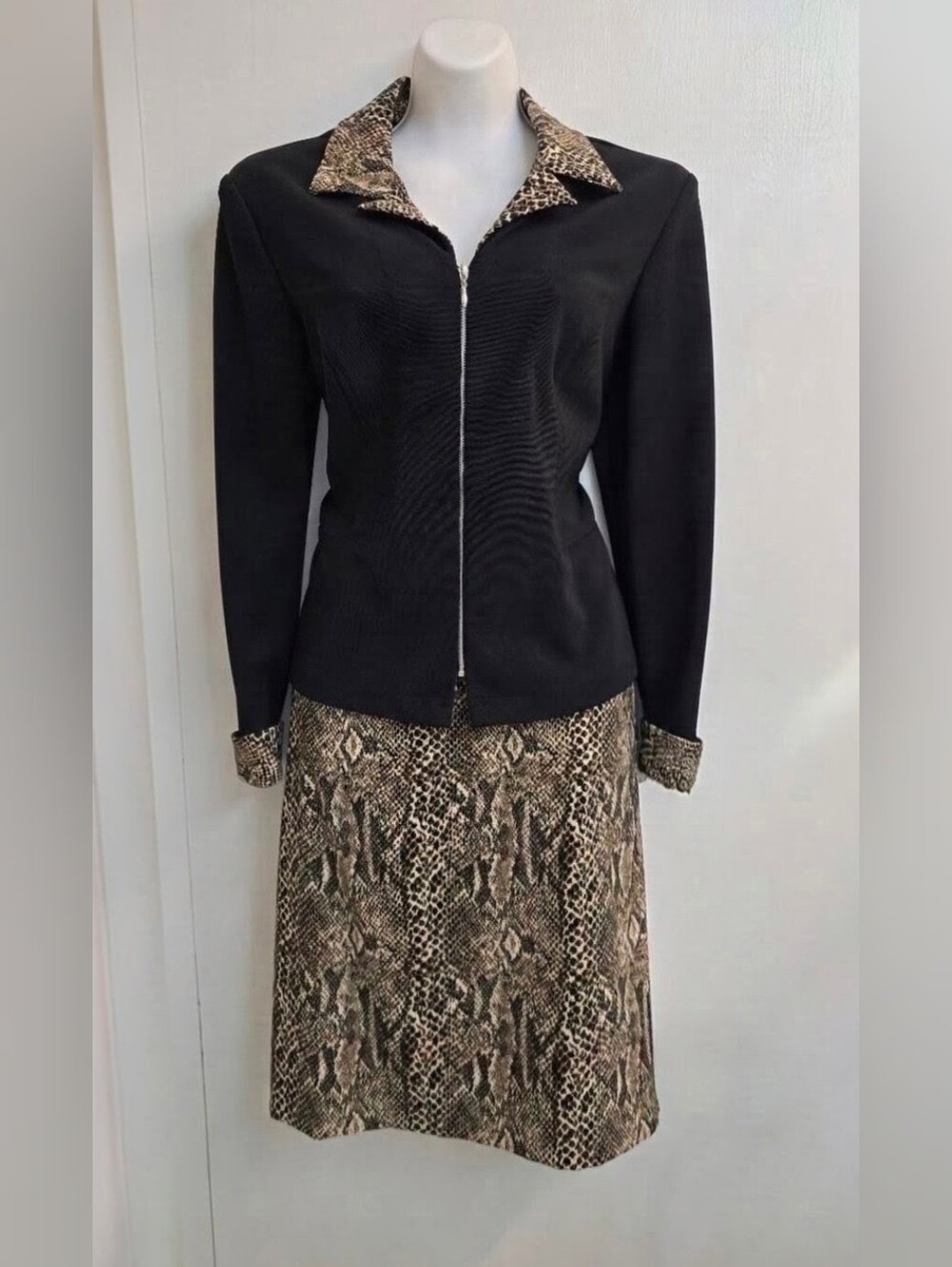 Ronni Nicole Designs A Black Jacket with Beige Snake-Print Midi Skirt